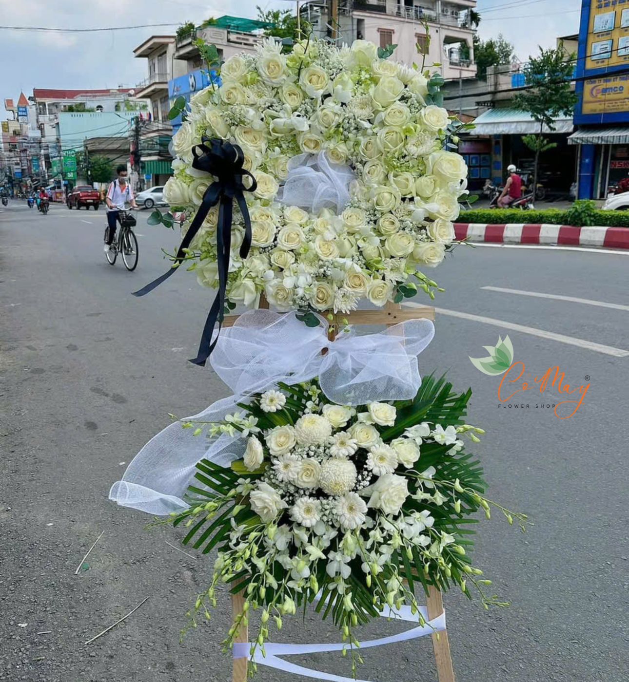 Kệ Hoa Tang "Lời Tiễn Ân Tình" - k29 1 kệ hoa chia buồn lời tiễn ân tình trang nghiêm