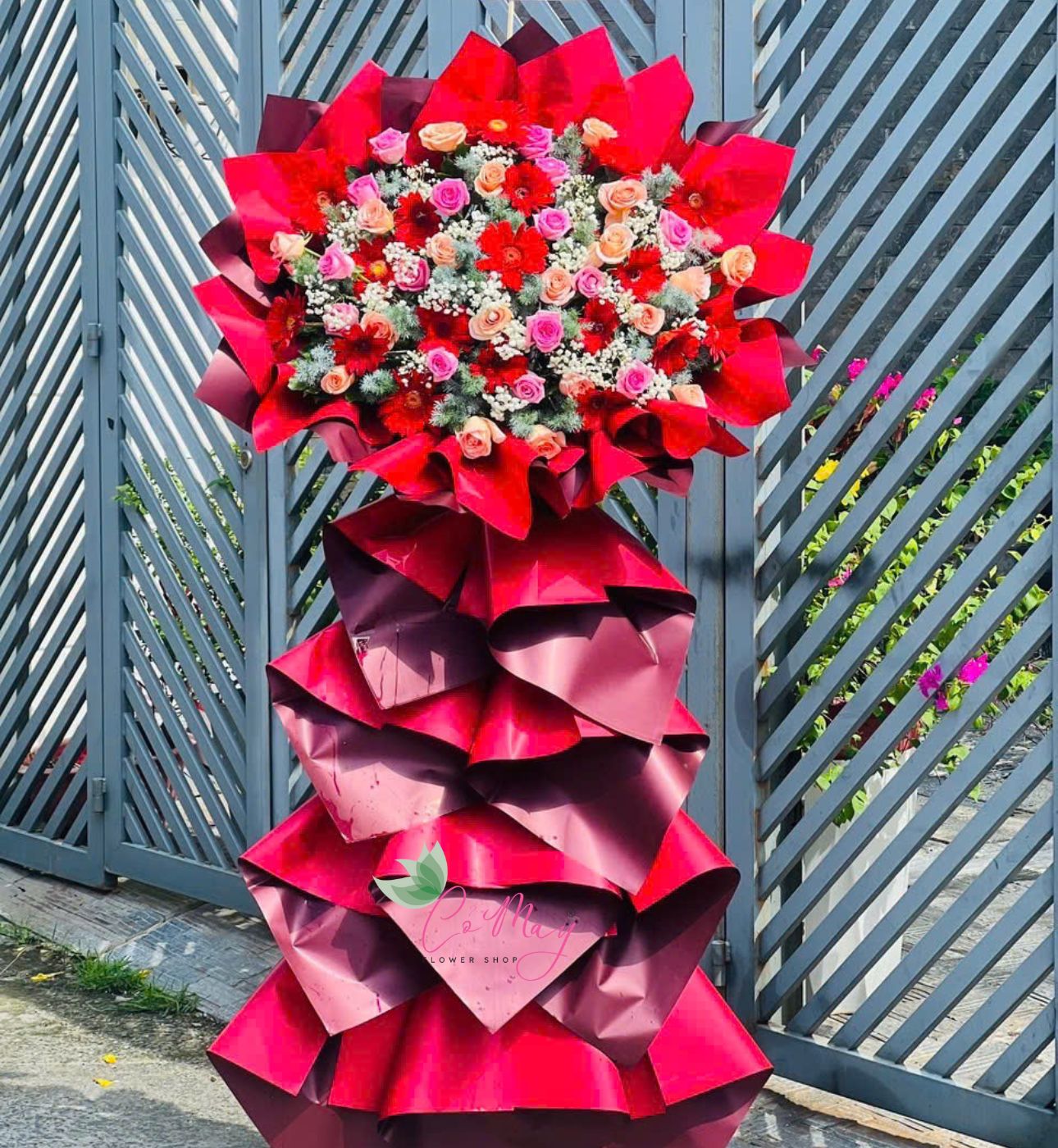 Lẵng Hoa Khai Trương Lộc Đỏ Đong Đầy - B86 1 kệ hoa khai trương lộc đỏ đong đầy