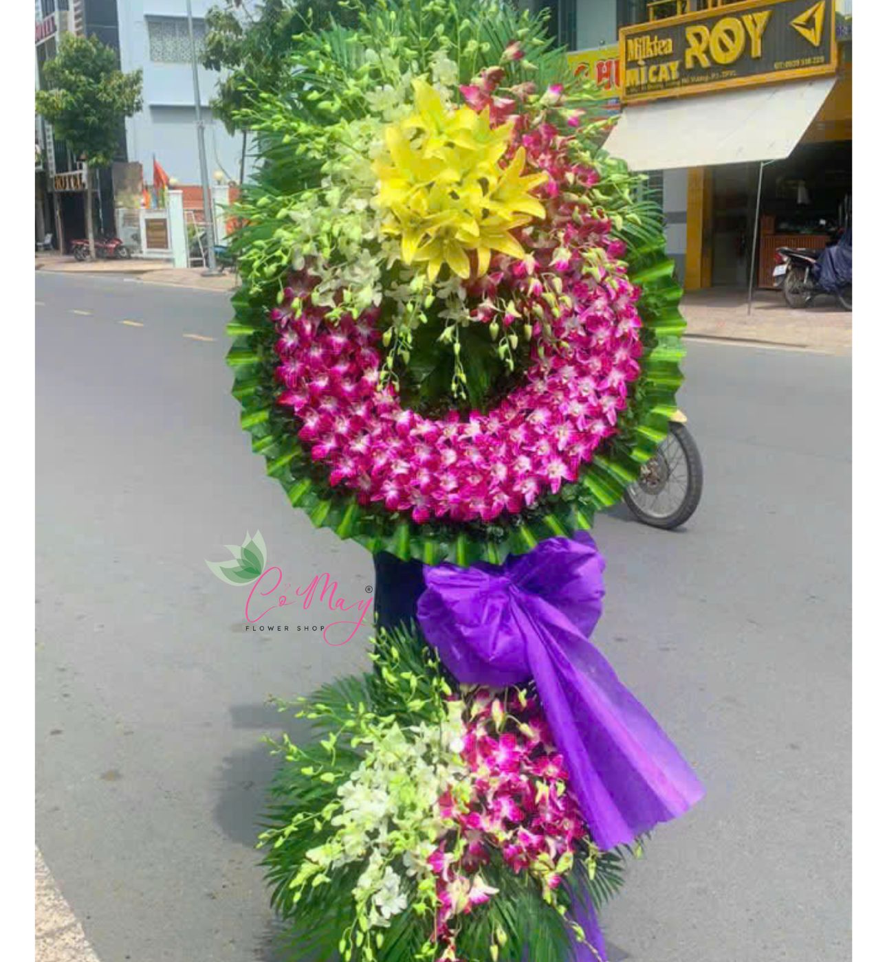 Lẵng hoa tang "Lời Tiếc Thương Gửi Lại" - K34 1 Lẵng hoa tang Lời Tiếc Thương Gửi Lại trang trọng