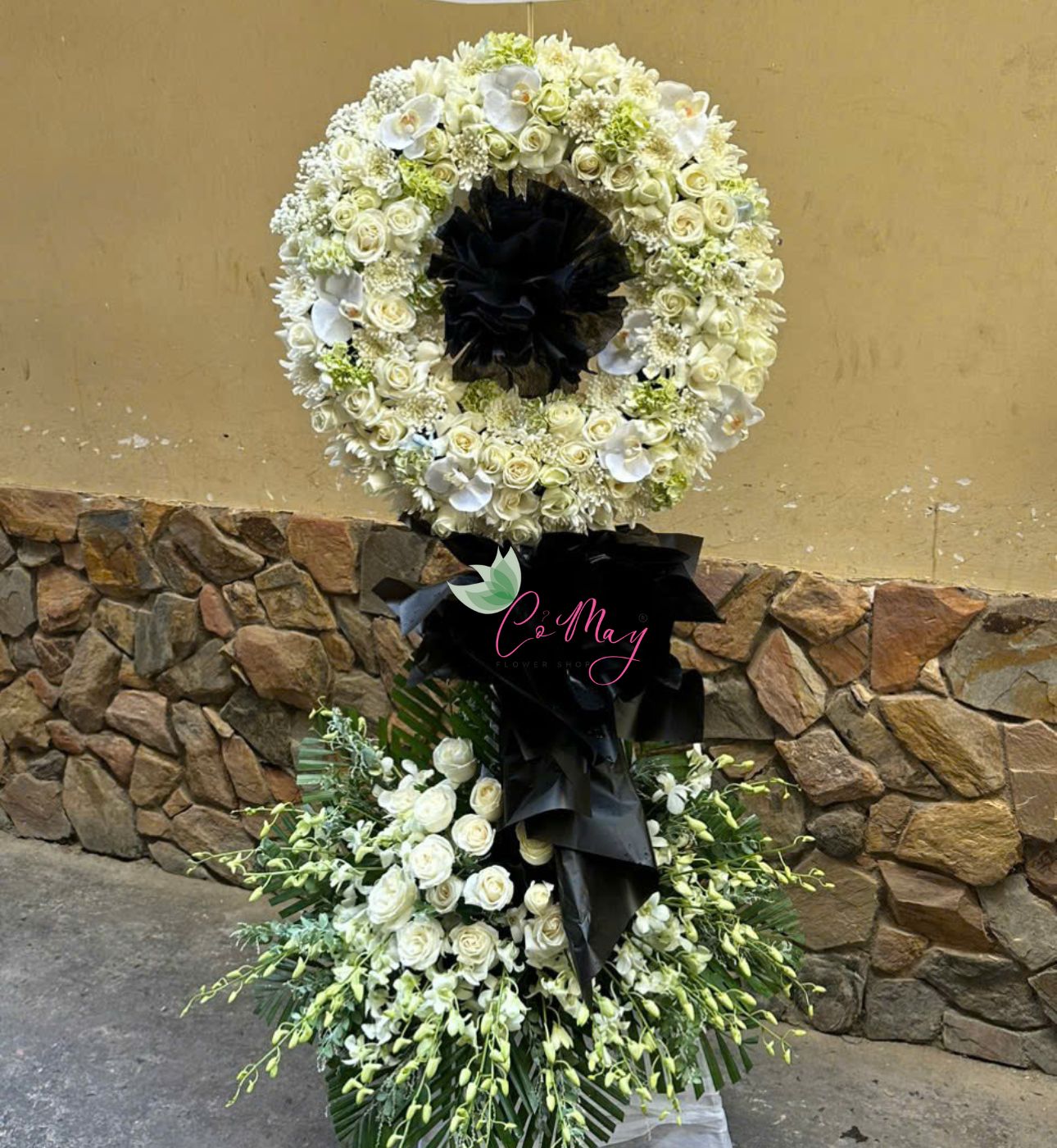 Kệ Hoa Chia Buồn "Nhớ Thương Vẹn Trọn" - K36 1 kệ hoa tang nhớ thương trọn vẹn trang nghiêm