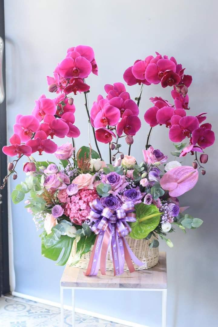 giỏ hoa chúc mừng