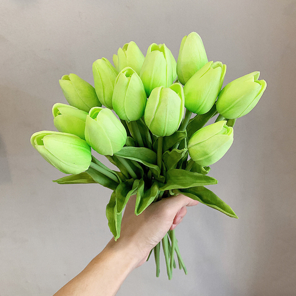 Giỏ Hoa Sinh Nhật Tulip Sang Trọng - G54 2 đặc điểm hoa tulip xanh
